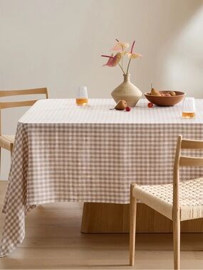 QUINCE European Linen Gingham Tablecloth Cafe 70x108 127